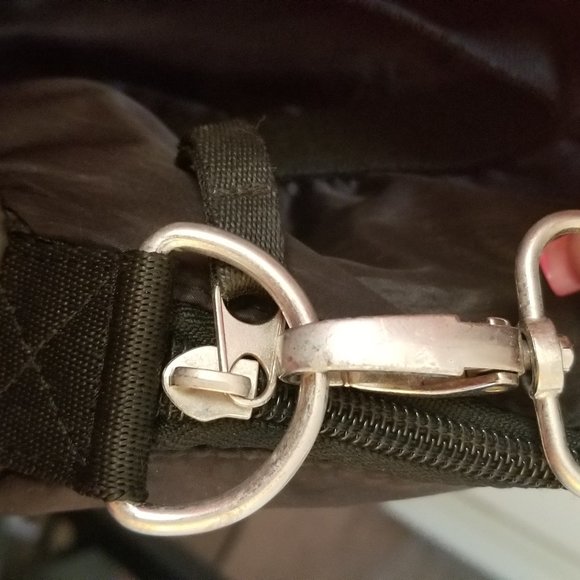 old navy gym bag / shoulder bag - Picture 5 of 7